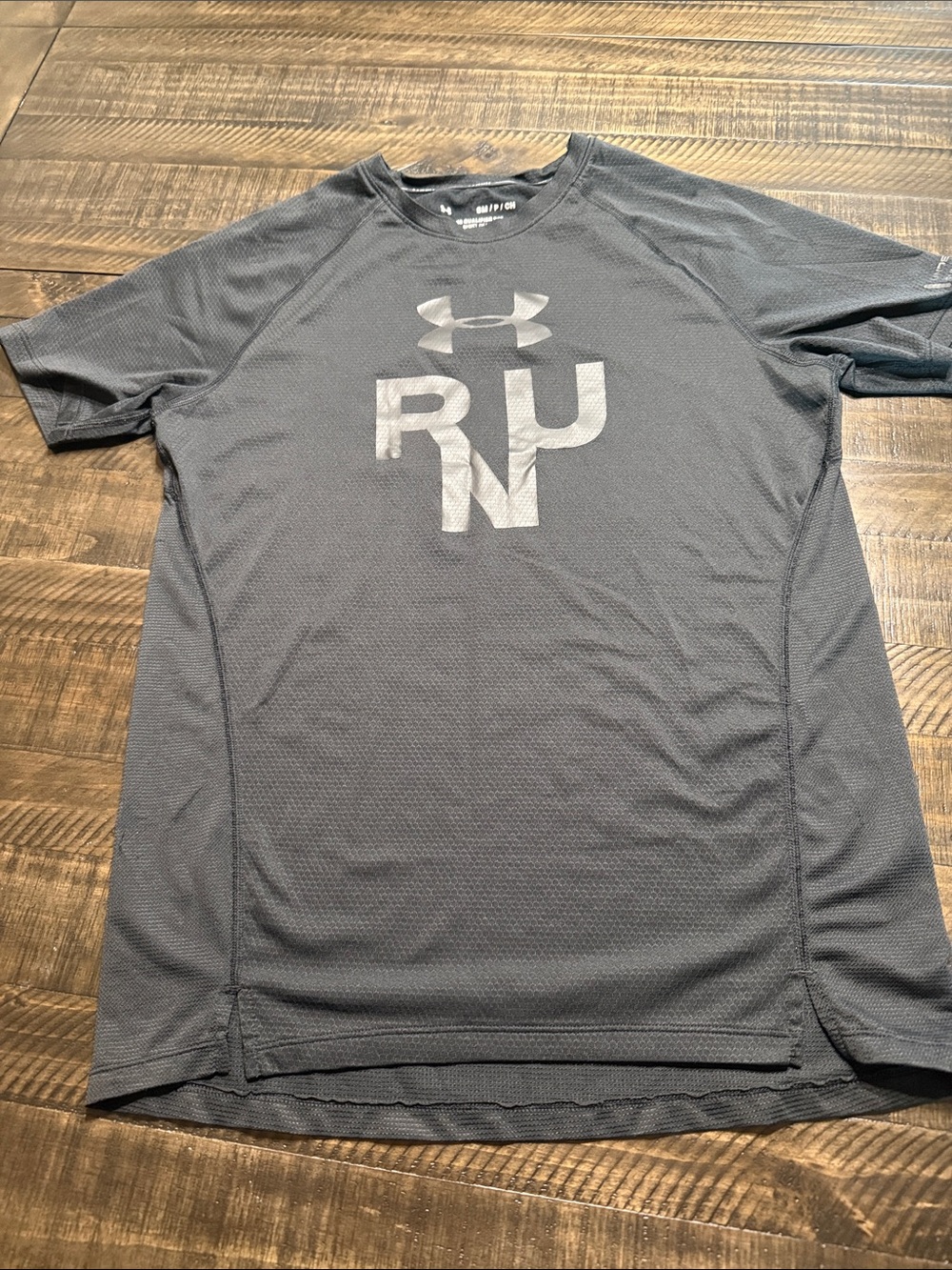 Under Armour Men’s Black Short-Sleeve RUN Performance Tee